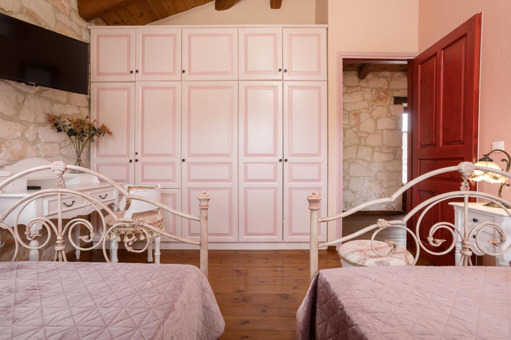 Aresti Mountain Villa